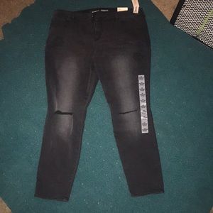 NWT 18 regular skinny jeans old navy